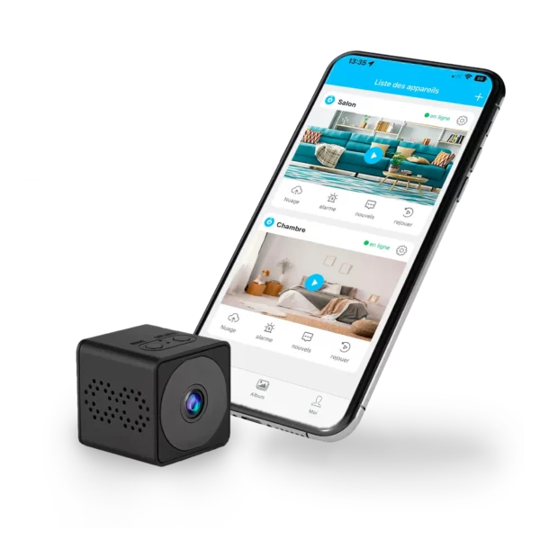 La mini caméra Dealeez et un téléphone connecté à l'application HIDVCAM